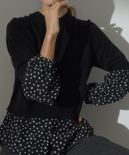 Ebbi Sweater Black Onyx Model